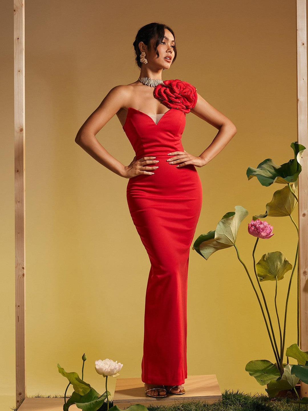 Océane Vêtements -Rose Rouge De L'amour One Shoulder Maxi Dress